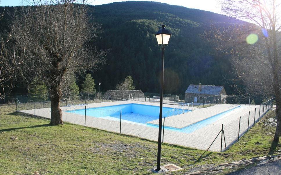 Apartamentos Turisticos Isin Екстер'єр фото